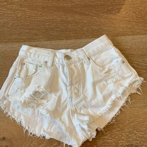 Super down jean shorts size 23
